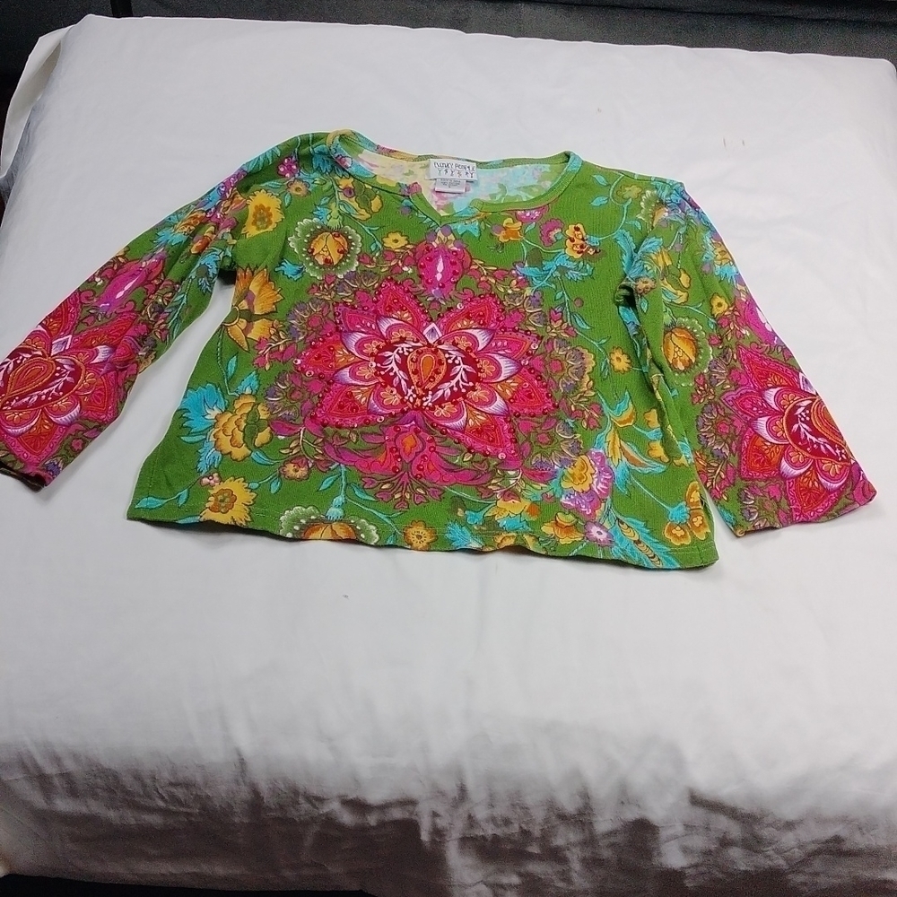 Funky people women's large sized top